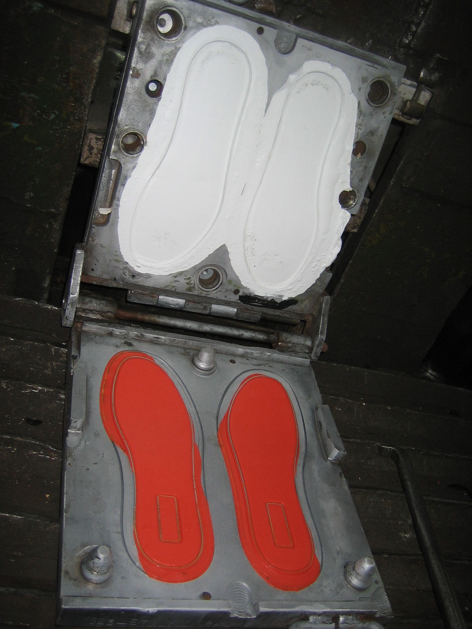 How Rubber Shoe Soles are Made Shoemakers Academy