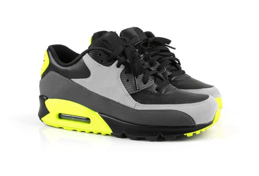 How much does it cost to make a sneaker? How Much Does Nike Profit?