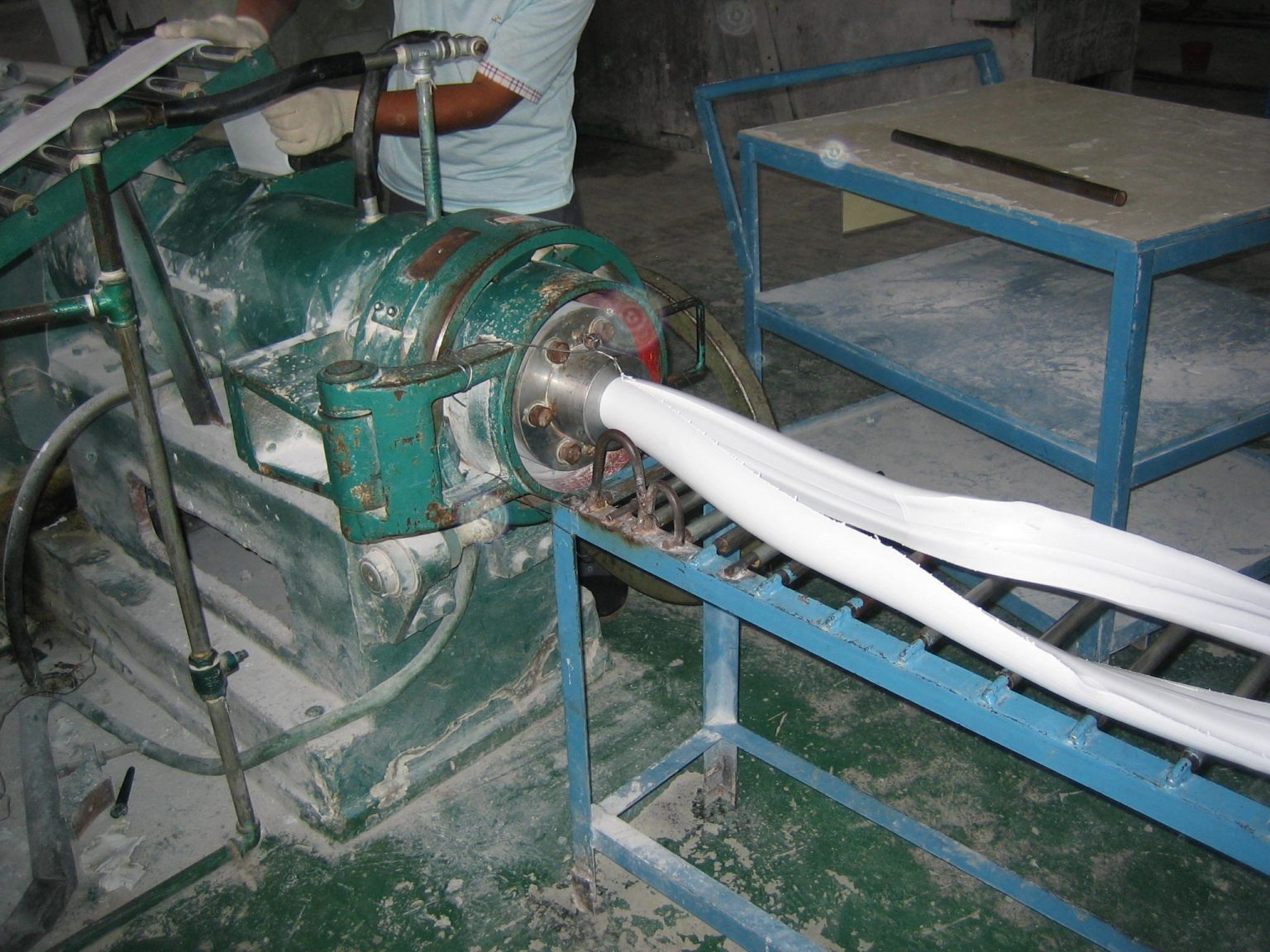 How Vans Shoes are Made Vulcanized Construction Shoemakers Academy