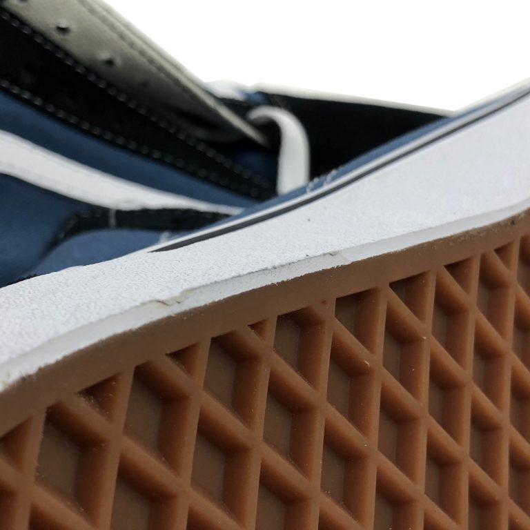 Quality inspection of authentic Vans Old Skool