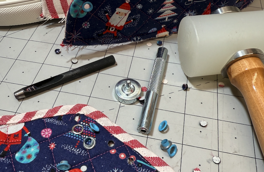 Quilted Sneaker eyelet setting kit